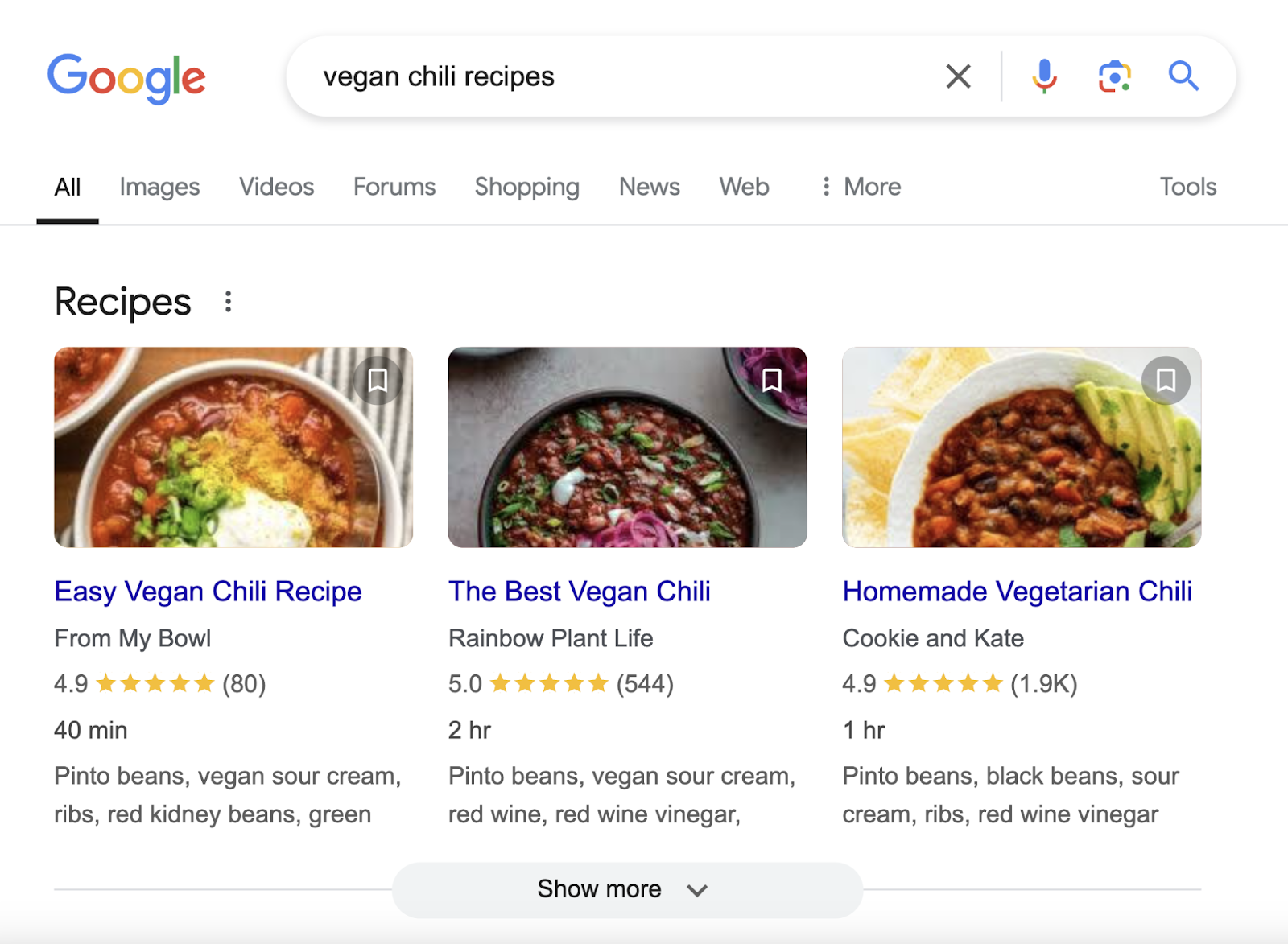 Recipes appear at the top of a SERP for "vegan chili recipes." Each recipe has start ratings, time to make, and ingredients